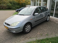 Ford Focus - 1.6-16V Futura