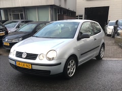 Volkswagen Polo - 1.4-16V Goed rijdende Polo met een Apk t/m 02-04-2026