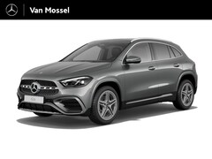 Mercedes-Benz GLA-Klasse - 180 Business Solution AMG / Stoelverwarming / Achteruitrijcamera / Night-Pakket / Panorama