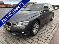 BMW 3-serie Touring - 318i Centennial High Executive automaat leer navigatie apk
