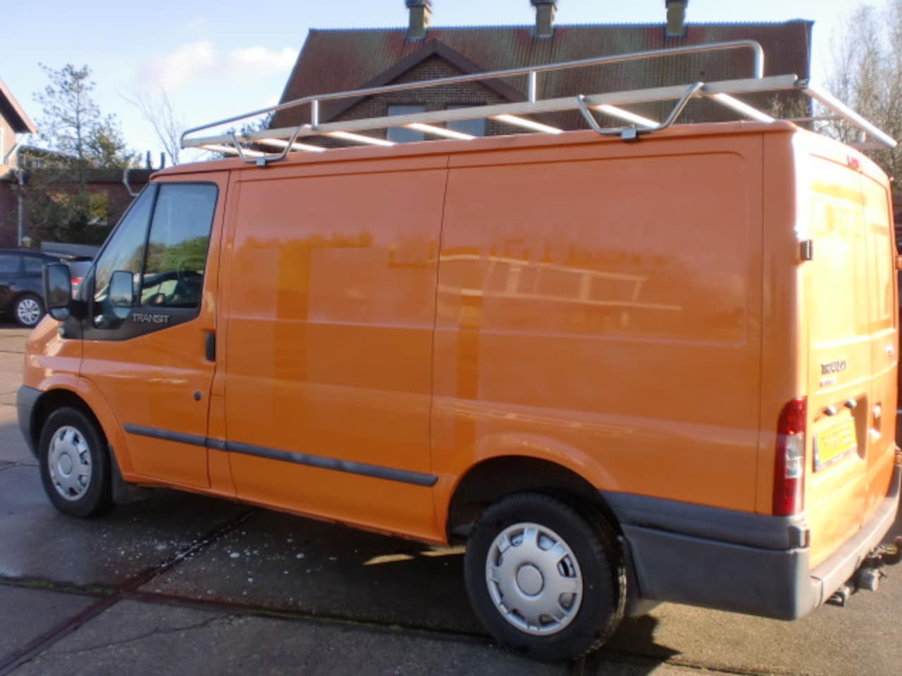 Ford Transit - 2.2 TDCI 85T260 MARGE BJ2011 3 PERS KM166 5DRS NAP - AutoWereld.nl