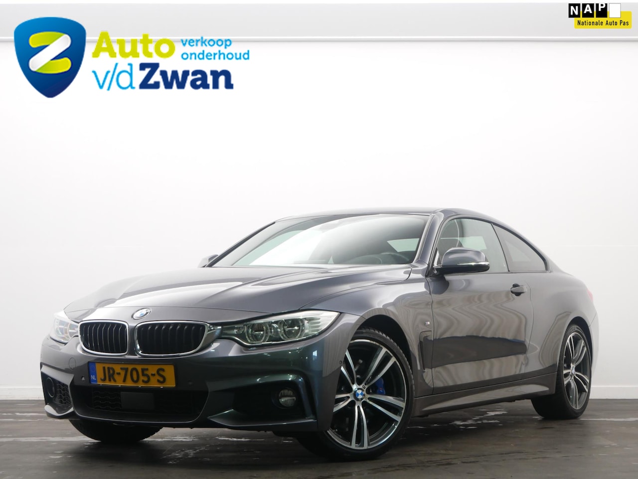 BMW 4-serie Coupé - 430i xDrive M-Sport High Executive 252 Pk - AutoWereld.nl