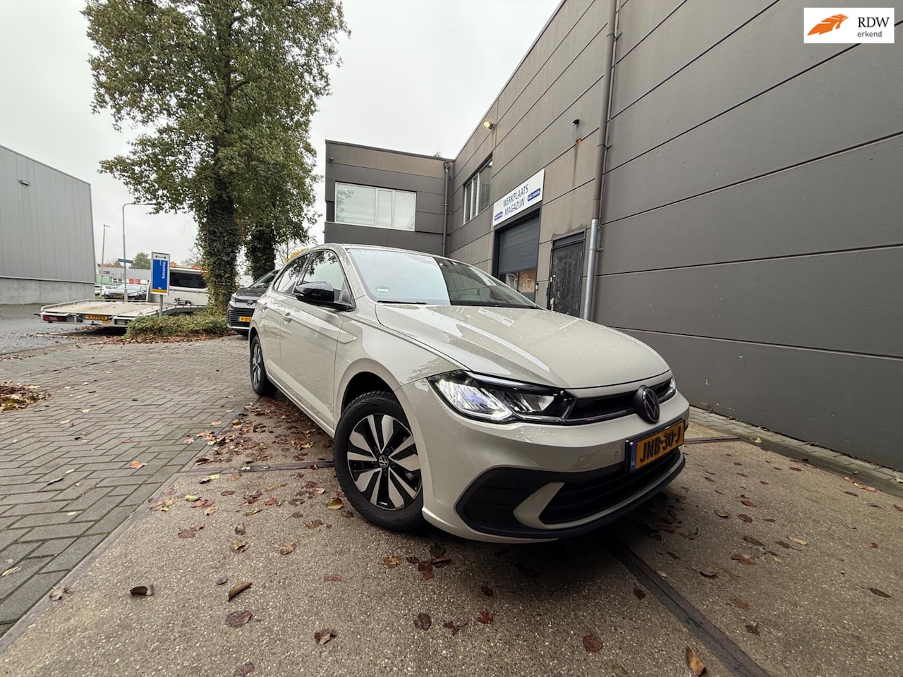 Volkswagen Polo - 1.0 TSI Goal Edition Automaat/Clima/Unieke kleur! - AutoWereld.nl