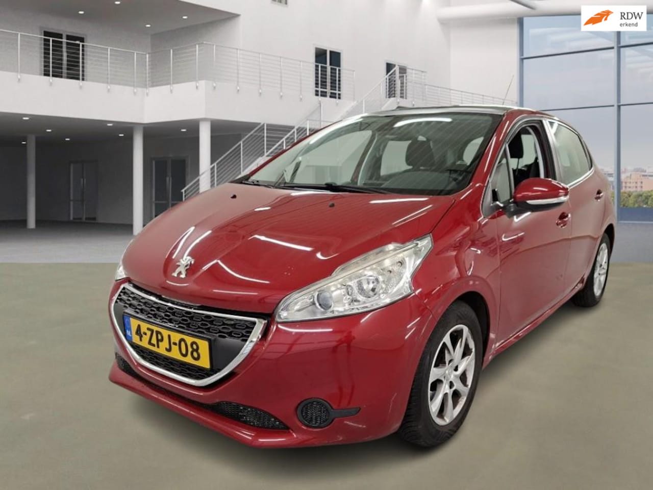 Peugeot 208 - 1.2 VTi Allure/AIRCO/CRUISE/NAVI/PANO/PARKEERSENS ACHTER/VERWARMDE VOORST - AutoWereld.nl