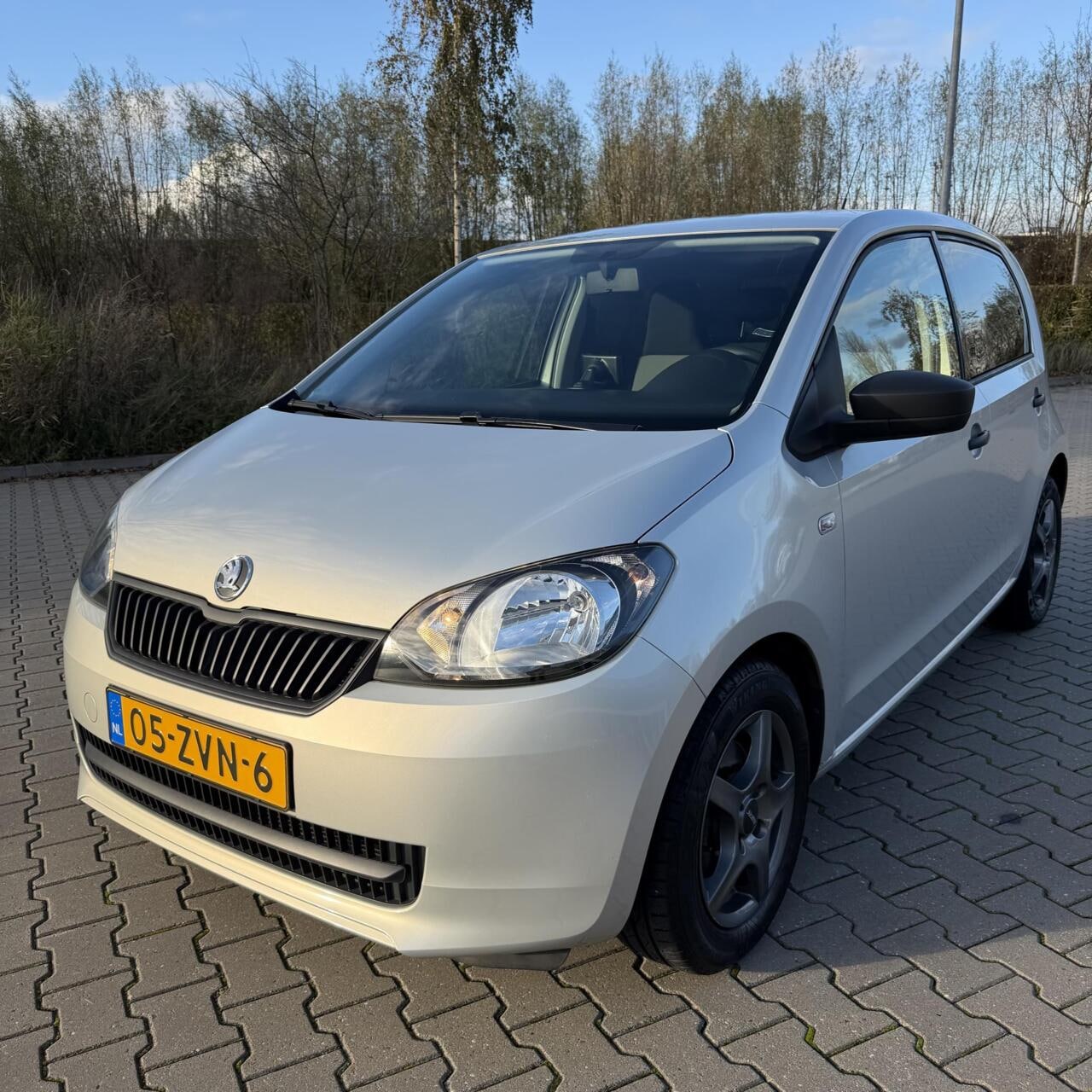 Skoda Citigo - 1.0 2013 | Airco | Navi | NW APK 24-11-2026 ! - AutoWereld.nl