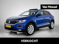 Volkswagen T-Roc - 1.5 TSI Sport 150 PK | Panoramadak | Navigatie | Camera | Parkeersensoren | Apple Carplay