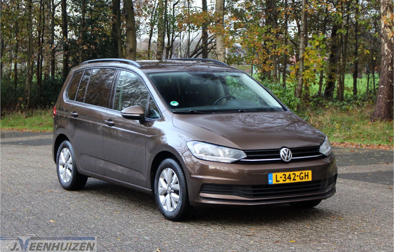 Volkswagen Touran - 1.6 TDI | 2016 | Navi | Cruise | - AutoWereld.nl