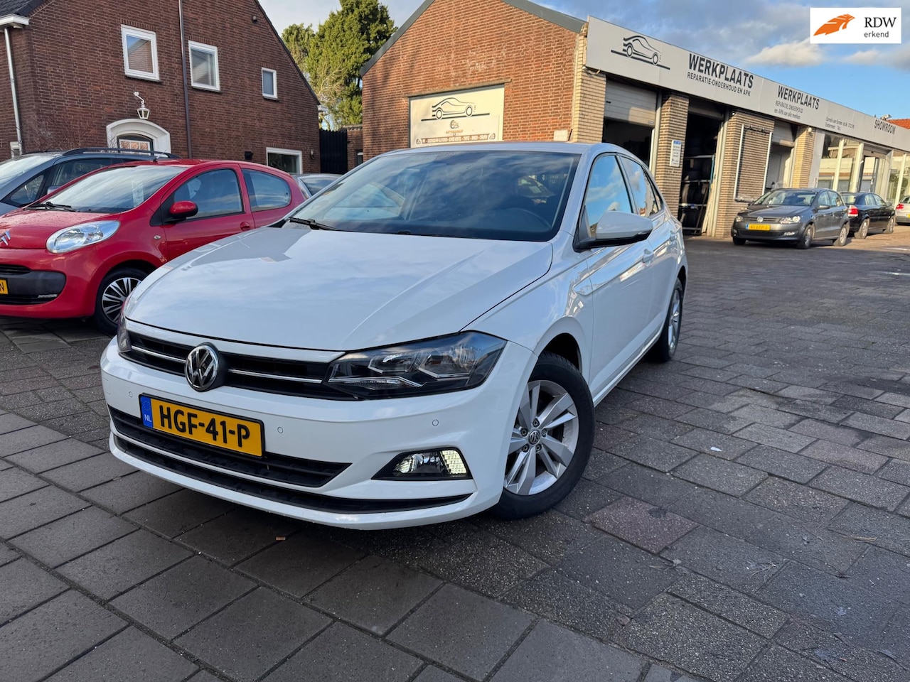 Volkswagen Polo - 1.0 TSI Beats 116 PK RIJLES KLAARGEMAAKT/STOELVERWARMING - AutoWereld.nl