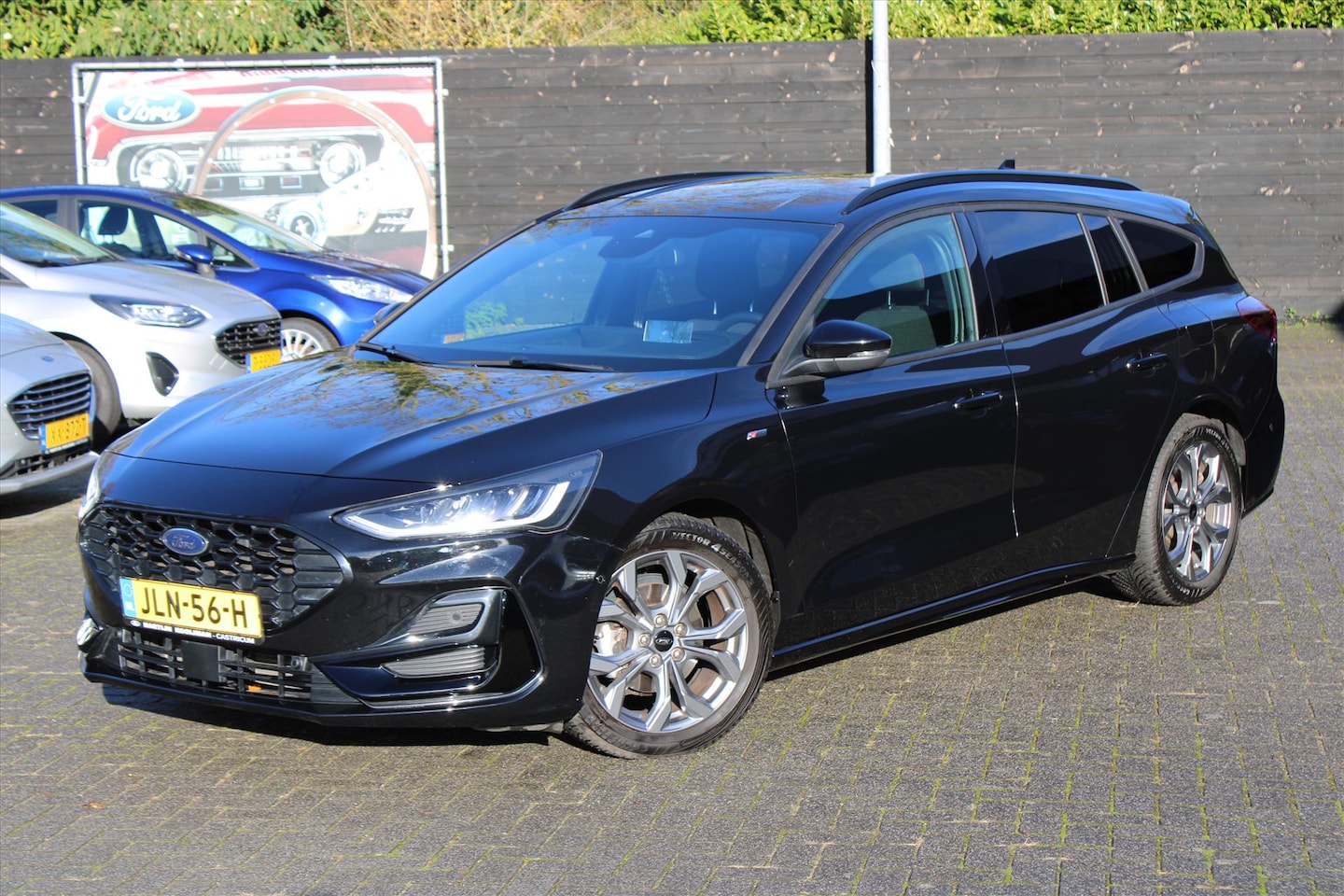 Ford Focus Wagon - 1.0 EcoBoost Hybrid 155pk Powershift ST-Line X Wagon, Trekhaak, Driver Assistance en Winte - AutoWereld.nl