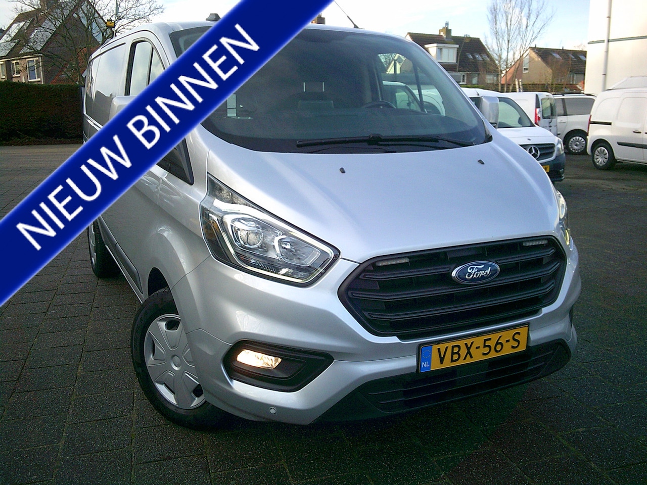 Ford Transit Custom - 300 2.0 TDCI L1H1 Trend VOORZIEN VAN AUTOMAAT !! NIEUWSTAAT !!! - AutoWereld.nl