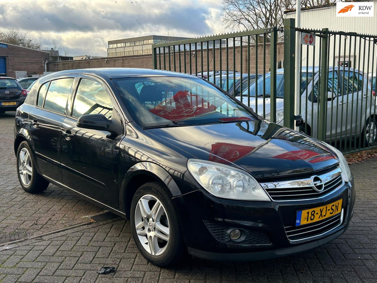 Opel Astra - 1.4 Temptation airco elektrische ramen cv op afs - AutoWereld.nl