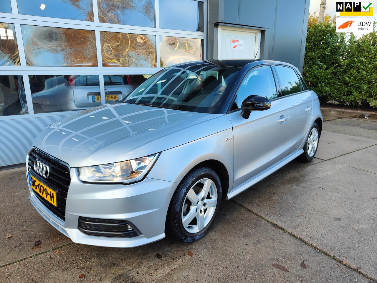 Audi A1 Sportback - 1.0 TFSI Adrenalin 24dkm! - AutoWereld.nl