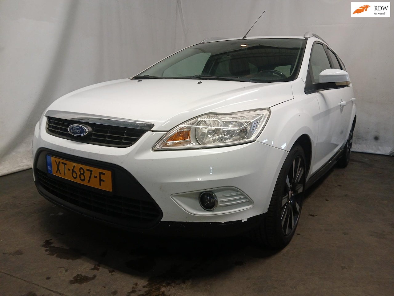 Ford Focus Wagon - 1.8 Limited Flexi Fuel LEKKE KOPPAKKING!!! - AutoWereld.nl