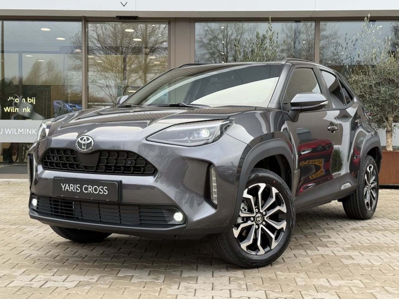Toyota Yaris Cross - 1.5 Hybrid Dynamic | Stoel & Stuurverwarming | Carplay | Keyless - AutoWereld.nl