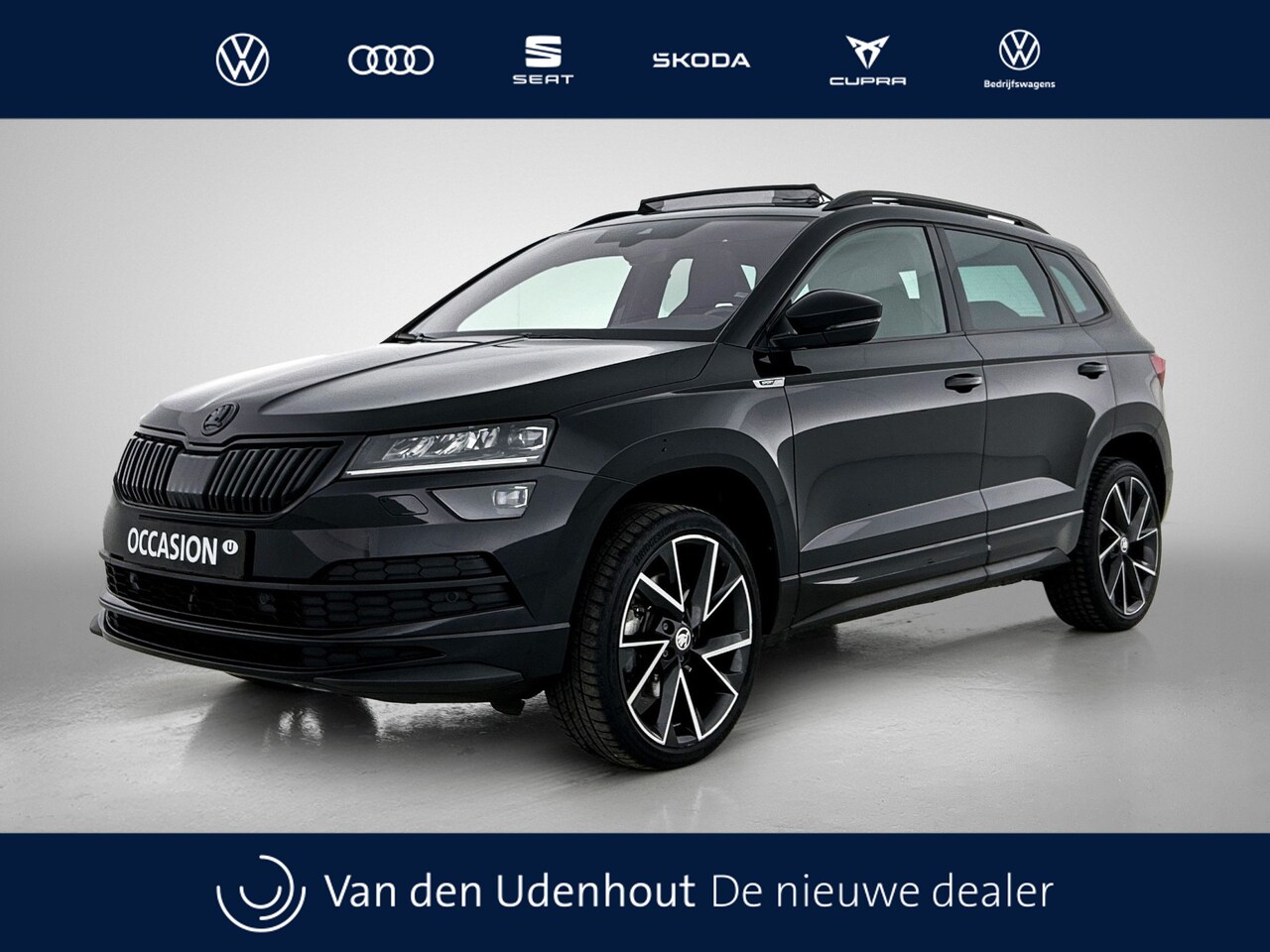 Skoda Karoq - 1.5 TSI ACT 150pk Sportline Business DSG / Panoramadak / Stoelverwarming / Camera - AutoWereld.nl