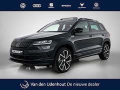 Skoda Karoq - 1.5 TSI ACT 150pk Sportline Business DSG / Panoramadak / Stoelverwarming / Camera