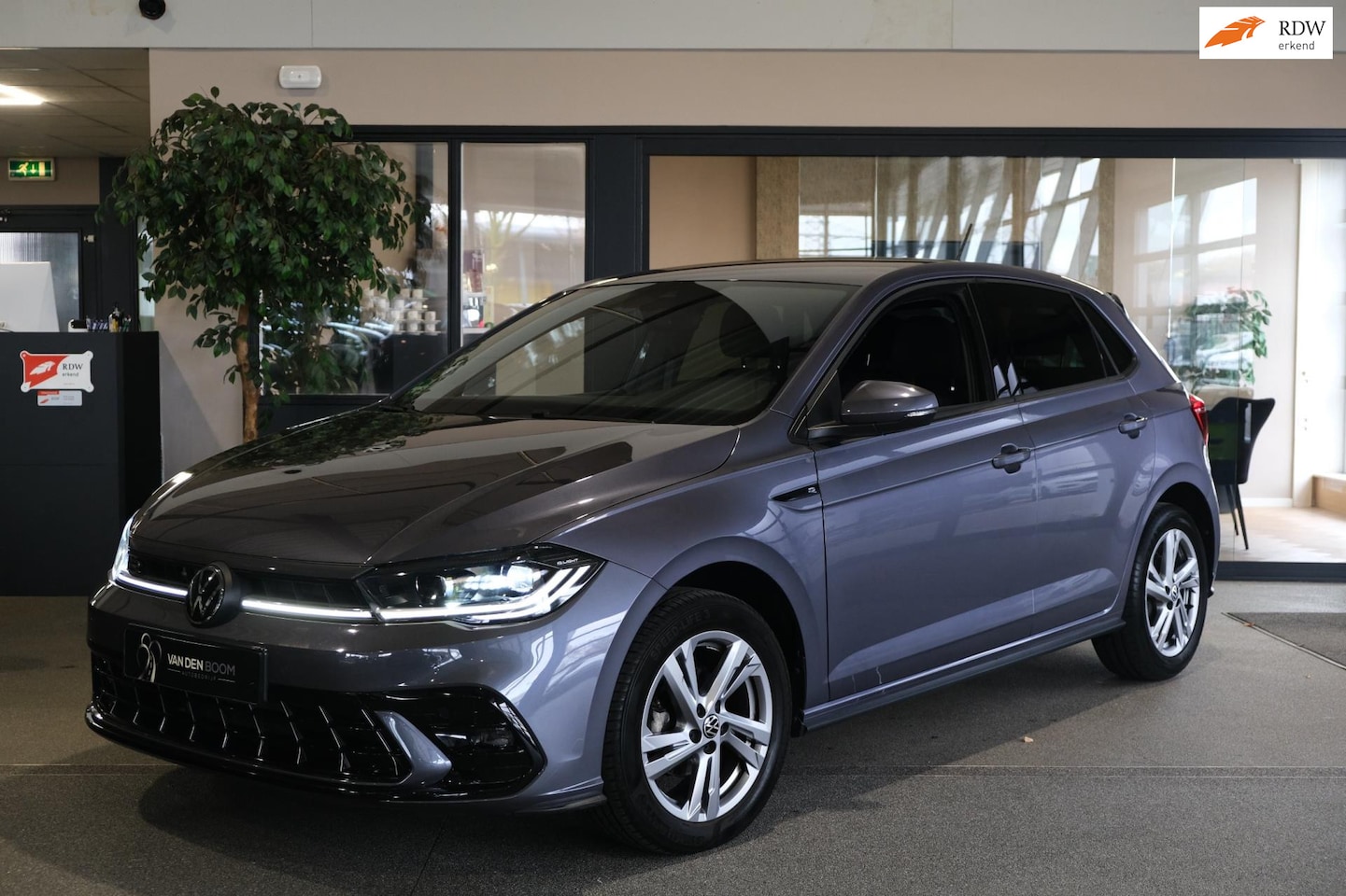 Volkswagen Polo - 1.0 TSI 2x R-Line DSG Navi Cam IQ Led ACC Virtual - AutoWereld.nl