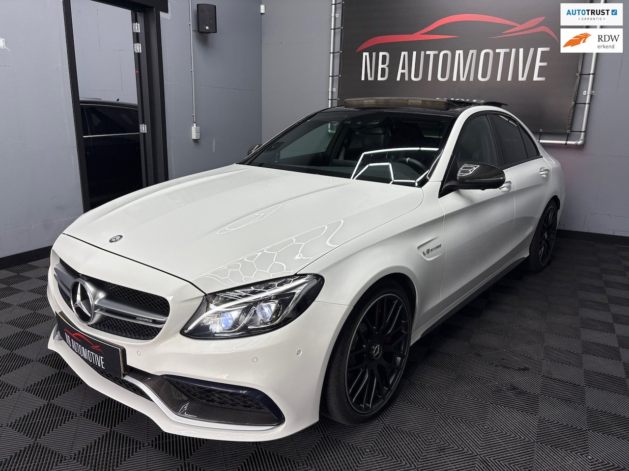 Mercedes-Benz C-klasse - AMG C63 S V8 Biturbo - AutoWereld.nl