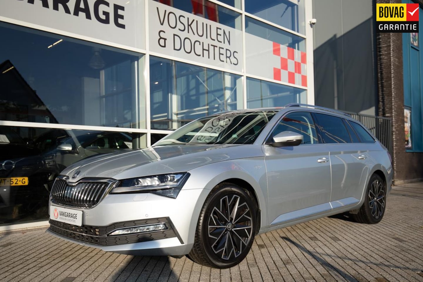 Skoda Superb Combi - 1.5 TSI ACT Laurin&Klement Trekhaak - AutoWereld.nl