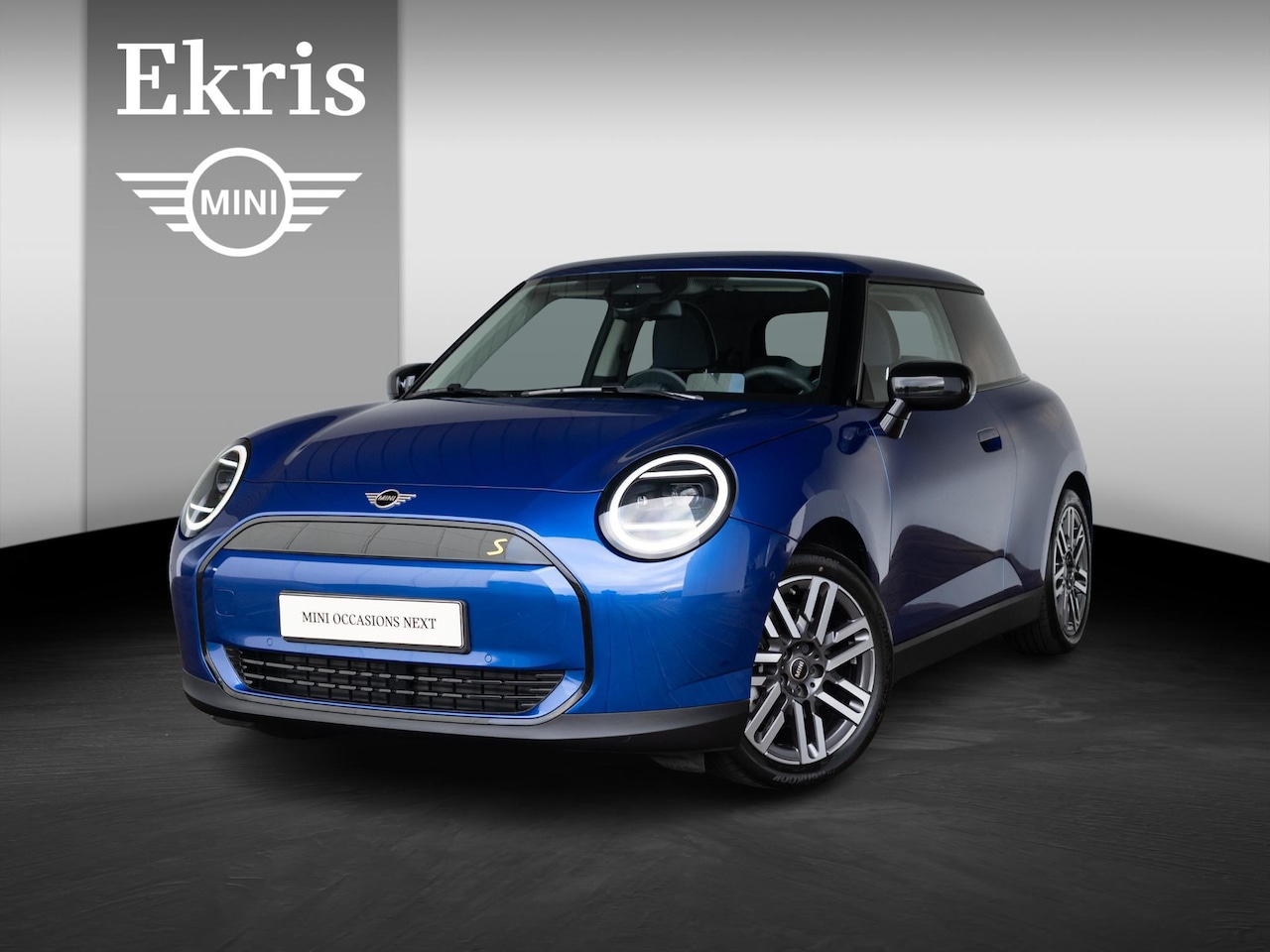 MINI Mini-Electric - 3-Deurs Cooper SE Classic + M-Pakket + Glazen panoramadak + Stoelverwarming + Head-Up Disp - AutoWereld.nl