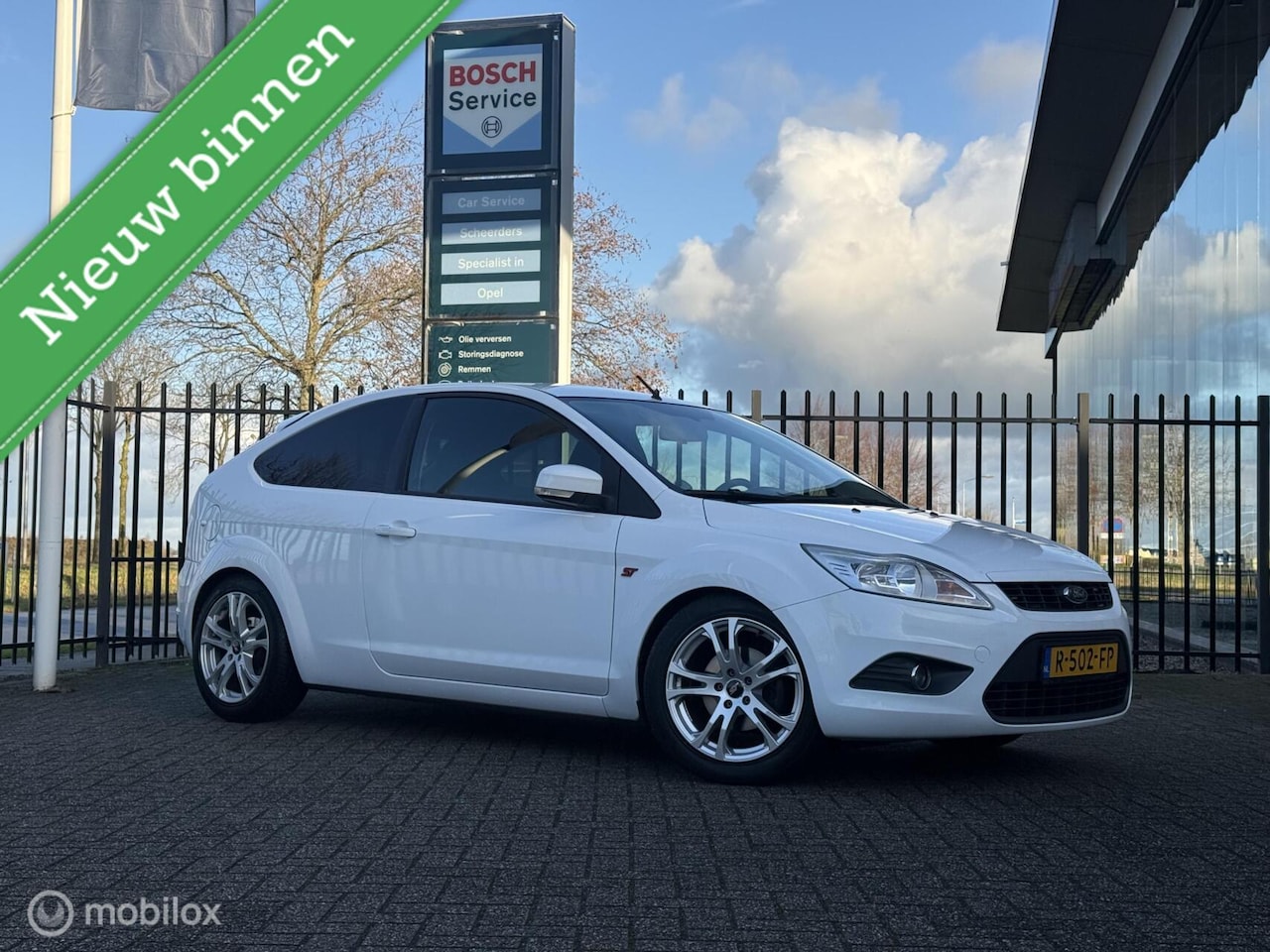 Ford Focus - 1.6 Titanium | Nieuwe Riem + Waterpomp + Dynamo - AutoWereld.nl
