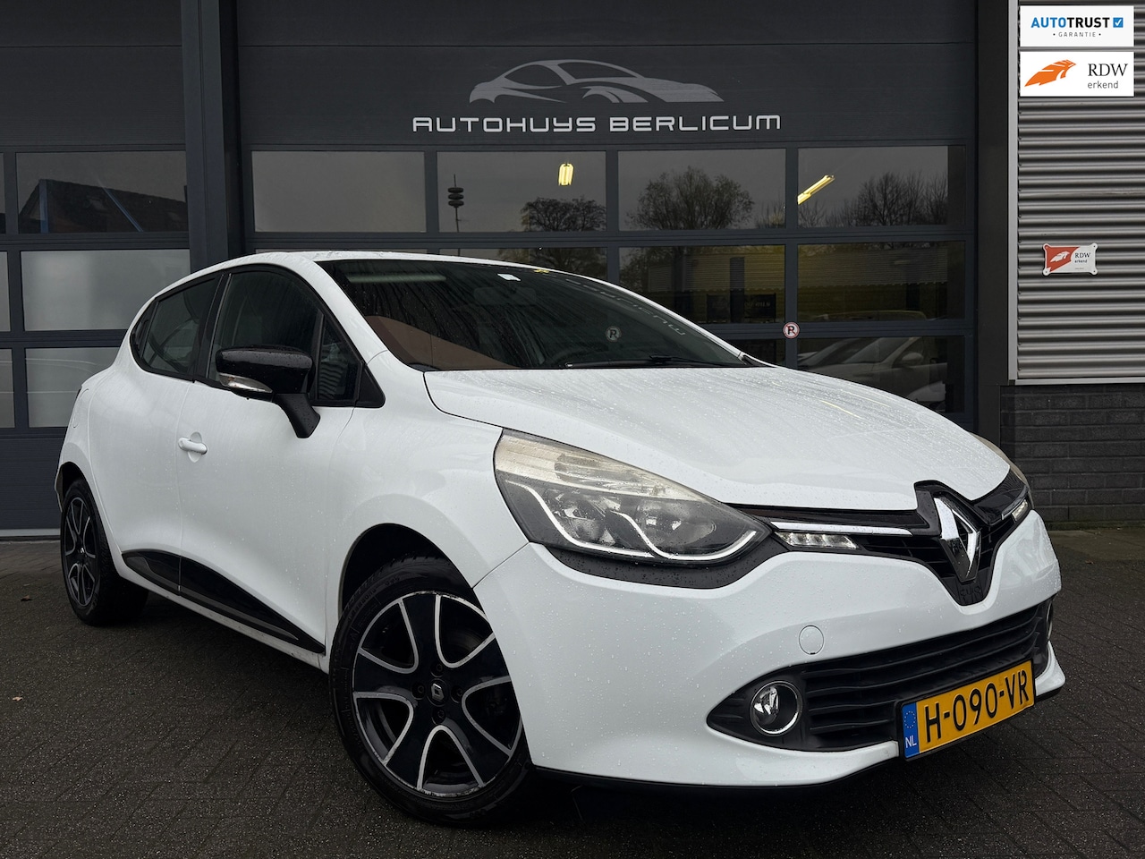 Renault Clio - 0.9 TCe Dynamique Navi Cruise Luxe uitvoering - AutoWereld.nl