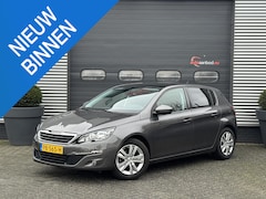 Peugeot 308 - 1.2 PureTech Blue Lion | Panoramadak | Navigatie | Lichtmetalen Velgen | Parkeersensoren |