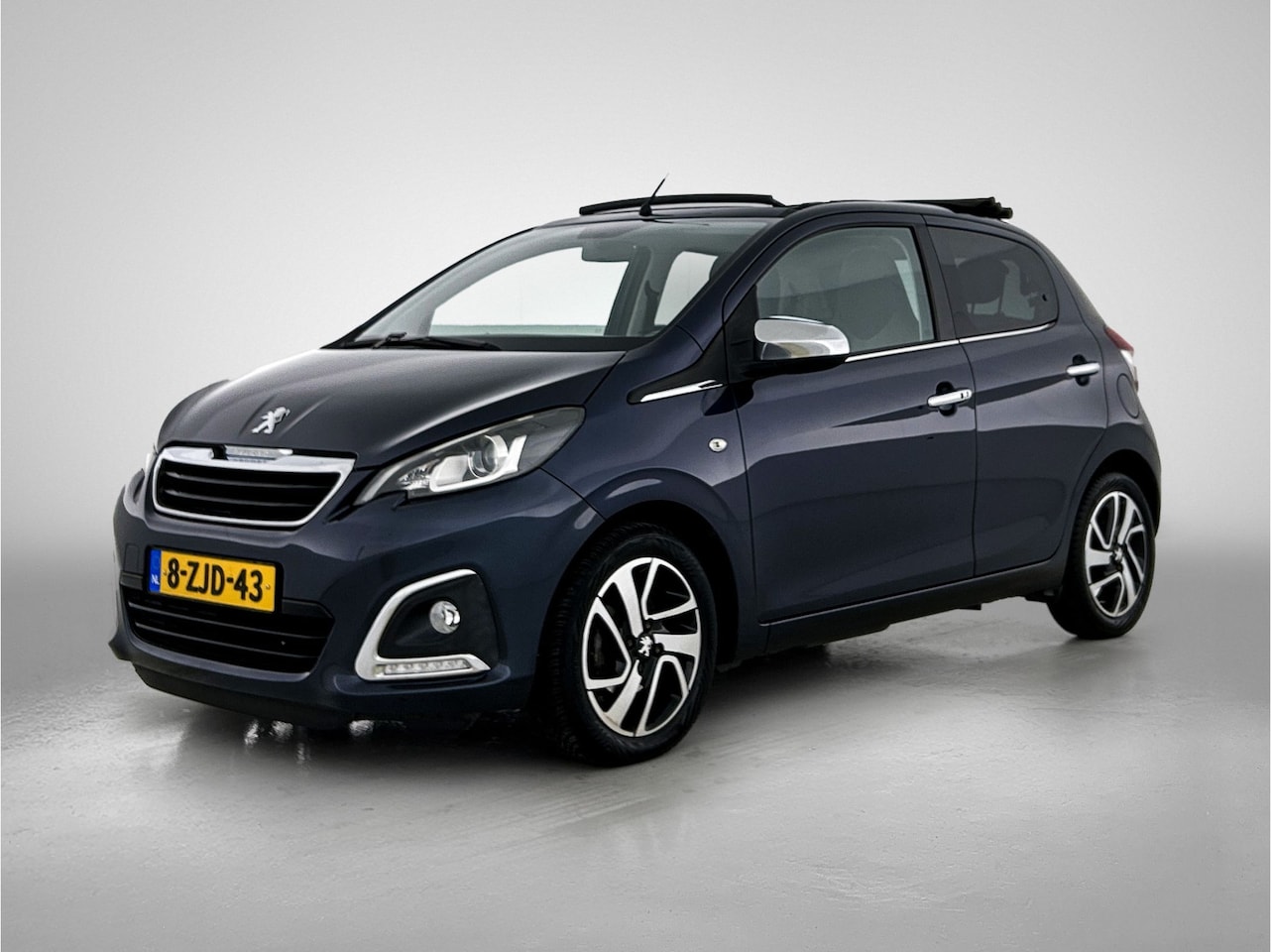 Peugeot 108 - 1.0 e-VTi Première Top | Open dak | Climate Control | LM velgen | NL auto - AutoWereld.nl