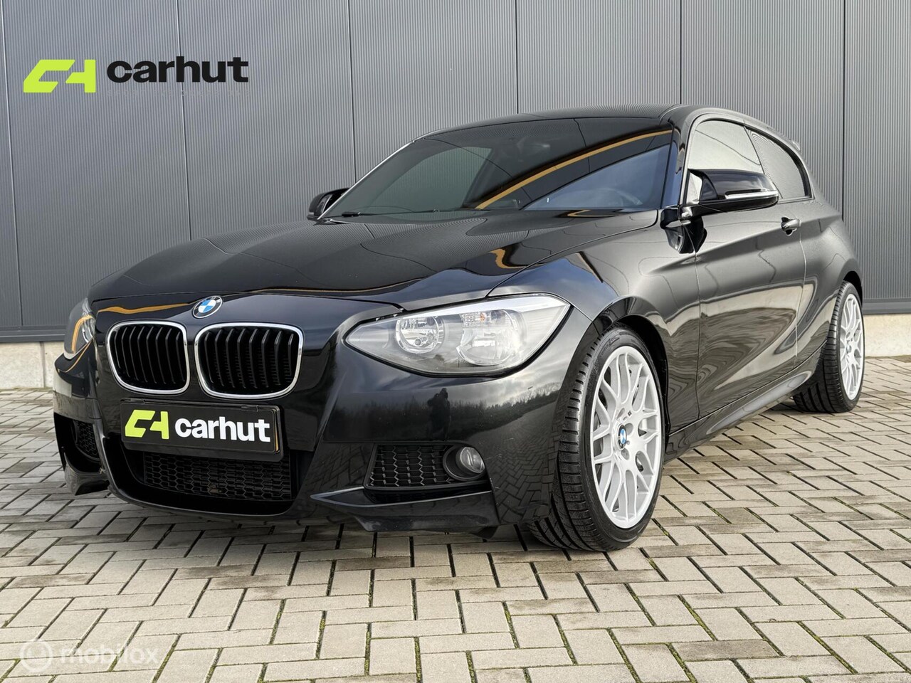 BMW 1-serie - M Sport, Nieuwe velgen en banden, Apple Carplay. - AutoWereld.nl