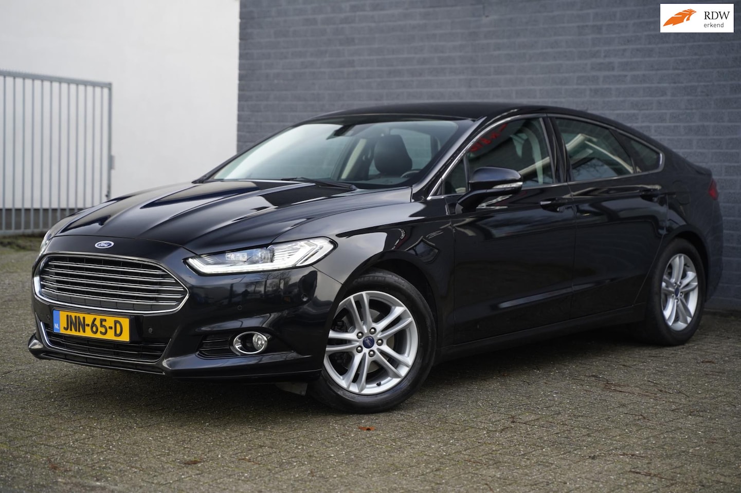 Ford Mondeo - 2.0 Titanium 203pk Automaat Leder Trekhaak Navi - AutoWereld.nl