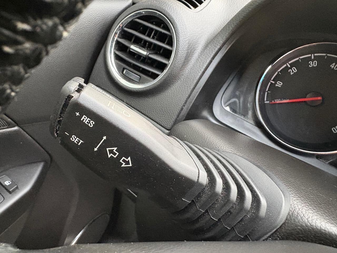 Opel Antara - 2.4-16V Edition 2x4 NAP//AIRCO//CRUISE//TREKHAAK//6BAK//STOELVERW.