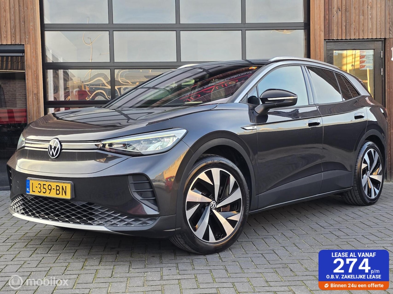 Volkswagen ID.4 - FIRST 77kWh WARMTEPOMP ACC CAMERA TREKHAAK LED - AutoWereld.nl