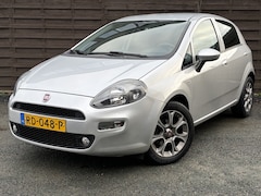 Fiat Punto Evo - 0.9 TwinAir Sempre / Navi / Clima / PDC / Trekhaak / NAP