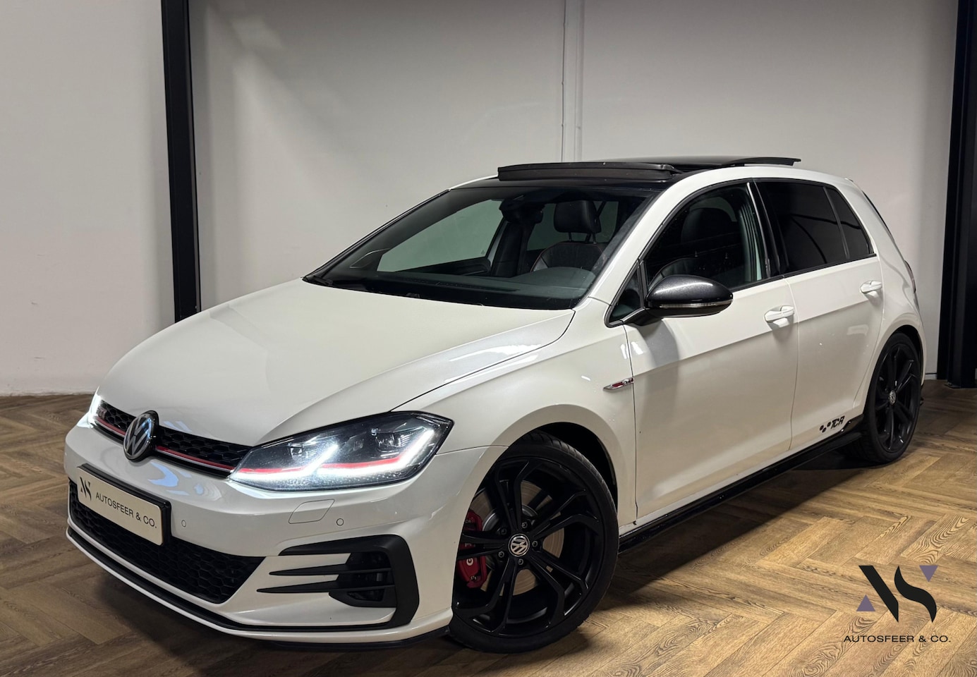 Volkswagen Golf - 2.0 TSI GTI TCR PANO KEYLESS VOL' - AutoWereld.nl