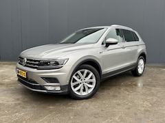 Volkswagen Tiguan - 1.4 TSI AUTOMAAT ACT Highline R LINE VIRTUAL COCKPIT ADAPT CRUISE CAMERA LED NAVI ECC DYN