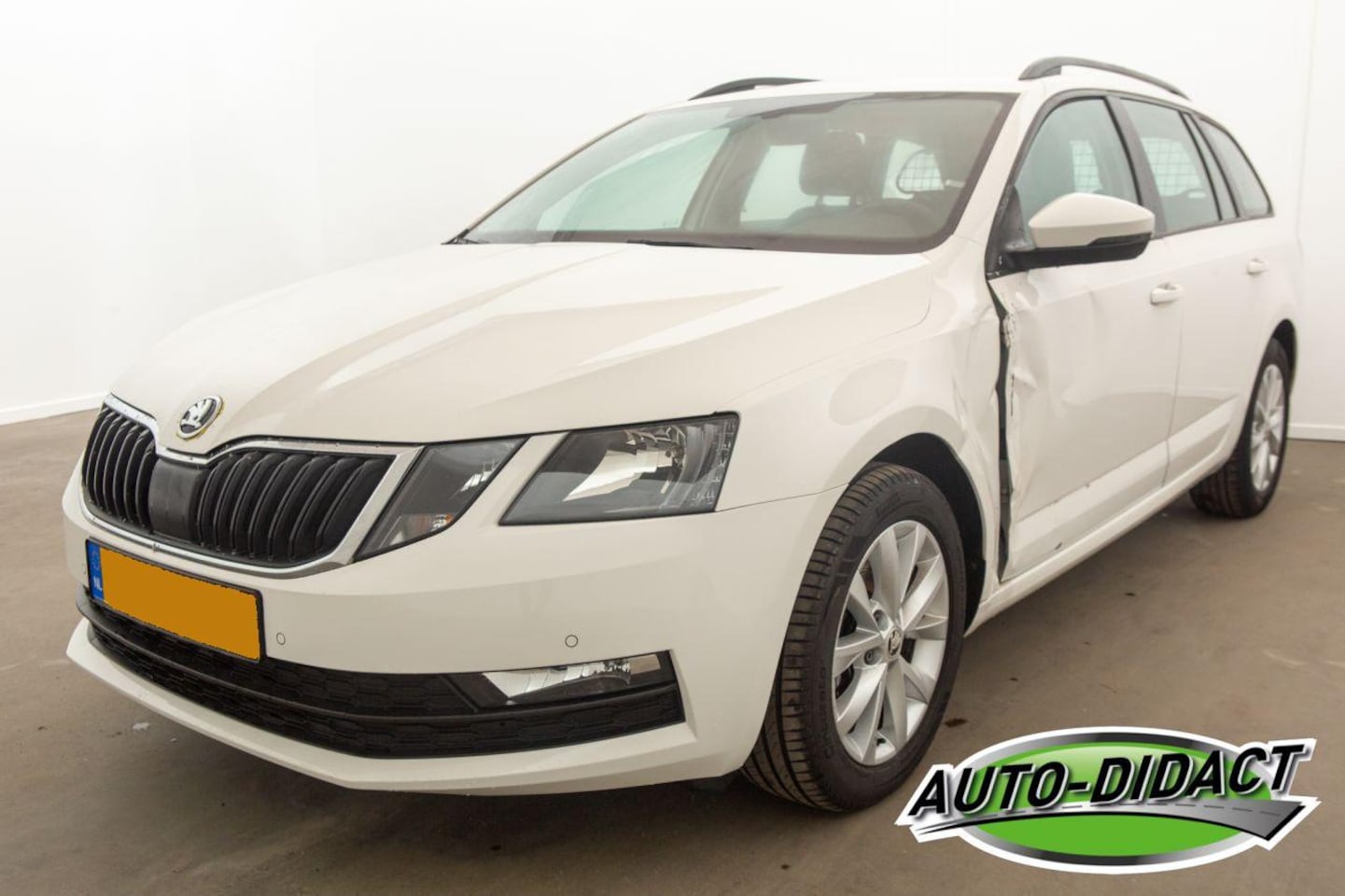 Skoda Octavia - 1.0 TSI Automaat Camera Navi Clima Greentech Ambition Business - AutoWereld.nl