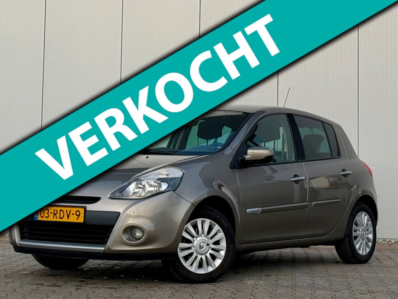 Renault Clio - 1.2 Collection Airco - AutoWereld.nl