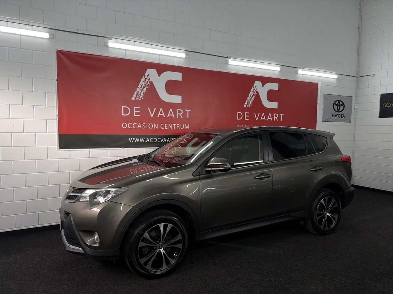 Toyota RAV4 - 2.0 Dynamic 4WD - CLIMA/TREKHAAK/CAMERA/NAP - AutoWereld.nl