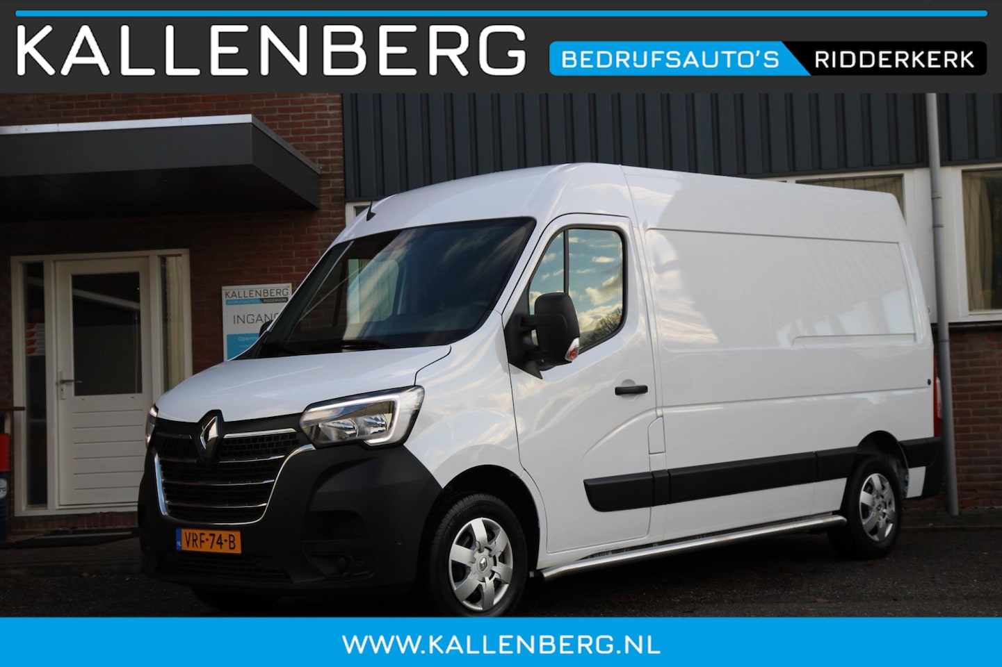 Renault Master - T35 2.3 dCi 150PK L2H2 Trekhaak / Camera / App connect / 3 zits - AutoWereld.nl