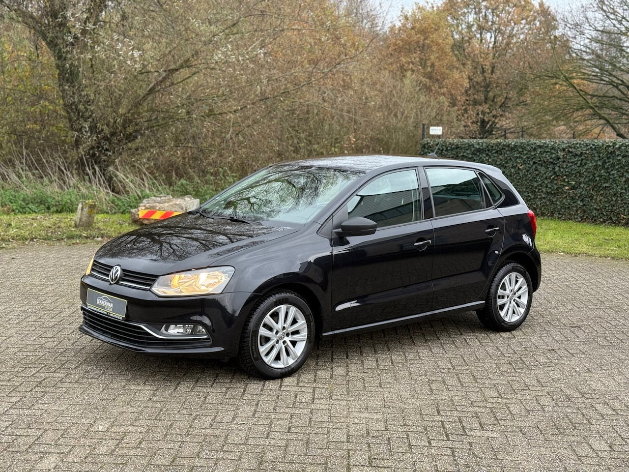 Volkswagen Polo - 1.0 Comfortline BLUETOOTH I NWE APK I AIRCO I MOOIE AUTO - AutoWereld.nl