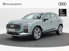 Audi Q3 - S edition e-hybrid | 272 PK Hatchback | 19 inch | Privacyglas | Trekhaak | Matrix Led |