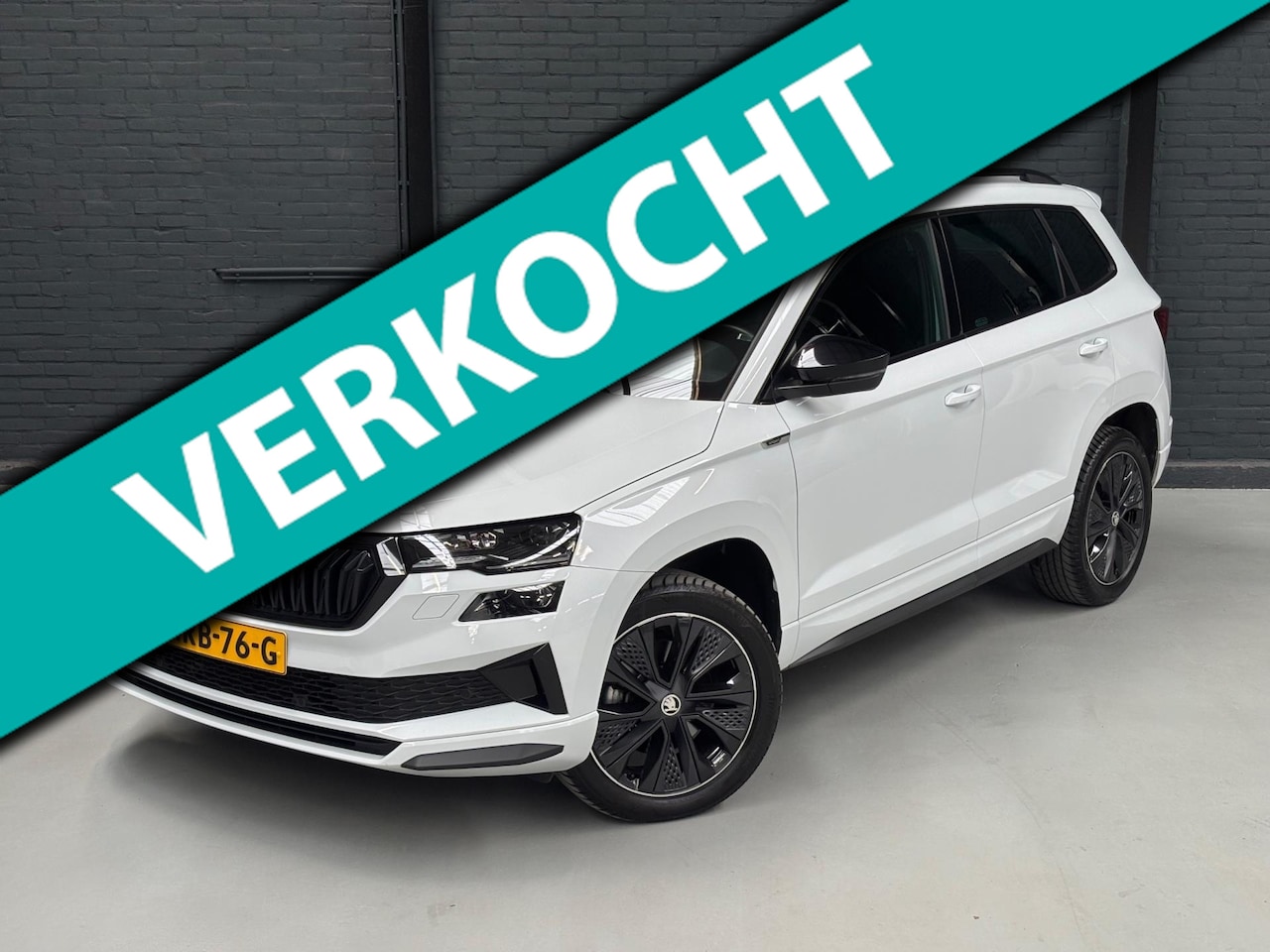 Skoda Karoq - 1.5 TSI (150 pk) Sportline automaat - Virtual Cockpit - adapt. cruise - camera - AutoWereld.nl