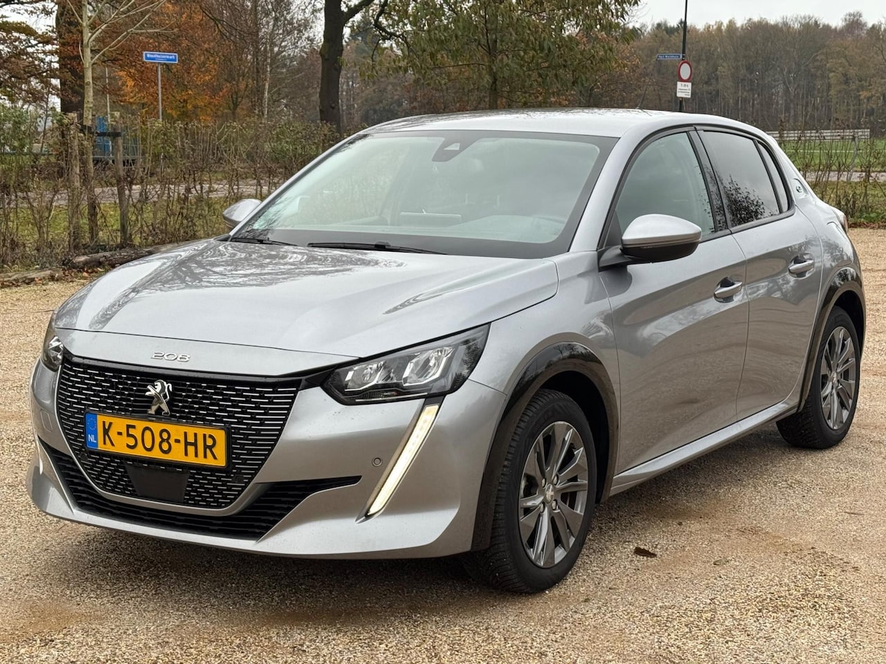Peugeot e-208 - EV Allure Première 50kWh SOH92% *NAVI/CAMERA - AutoWereld.nl