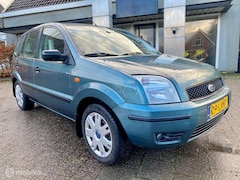 Ford Fusion - 1.4-16V Luxury