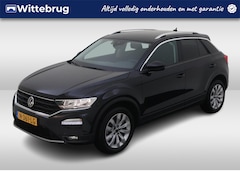 Volkswagen T-Roc - 1.0 TSI Style / CAMERA/ PARK. SENSOREN/ APP CONNECT/ ADAPT. CRUISE/ GETINT GLAS/ NAVI/ AIR