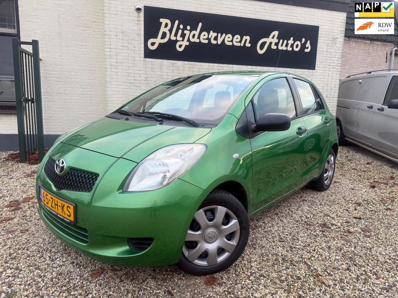 Toyota Yaris - 1.0 VVTi Spirit 5Deurs | Airco | Trekhaak | Nieuwe APK - AutoWereld.nl