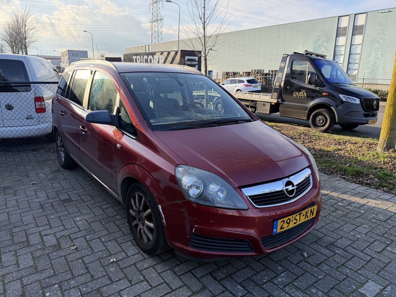 Opel Zafira - 2.2 Cosmo 7 persoons GEEN APK - LOOP OF SLOOP - AutoWereld.nl