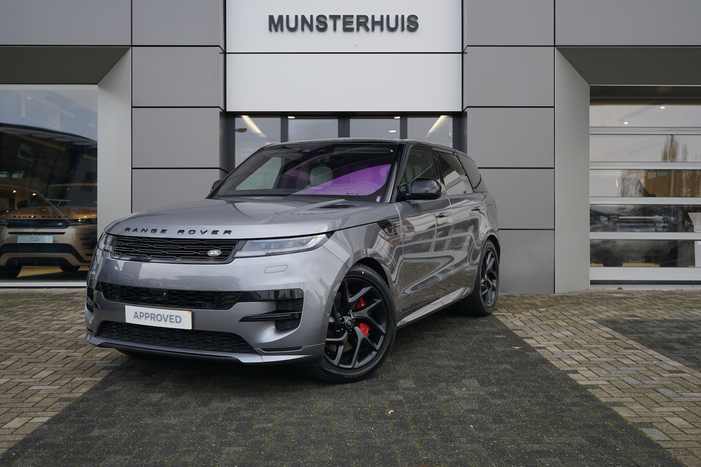 Land Rover Range Rover Sport - 3.0 P510e Autobiography | Massage stoelen | Vierwielbesturing | Head-up display | Meridian - AutoWereld.nl