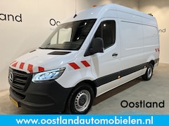 Mercedes-Benz Sprinter - 317 CDI L2H2 RWD / Euro 6 / Airco / Cruise Control / Camera / Trekhaak / CarPlay