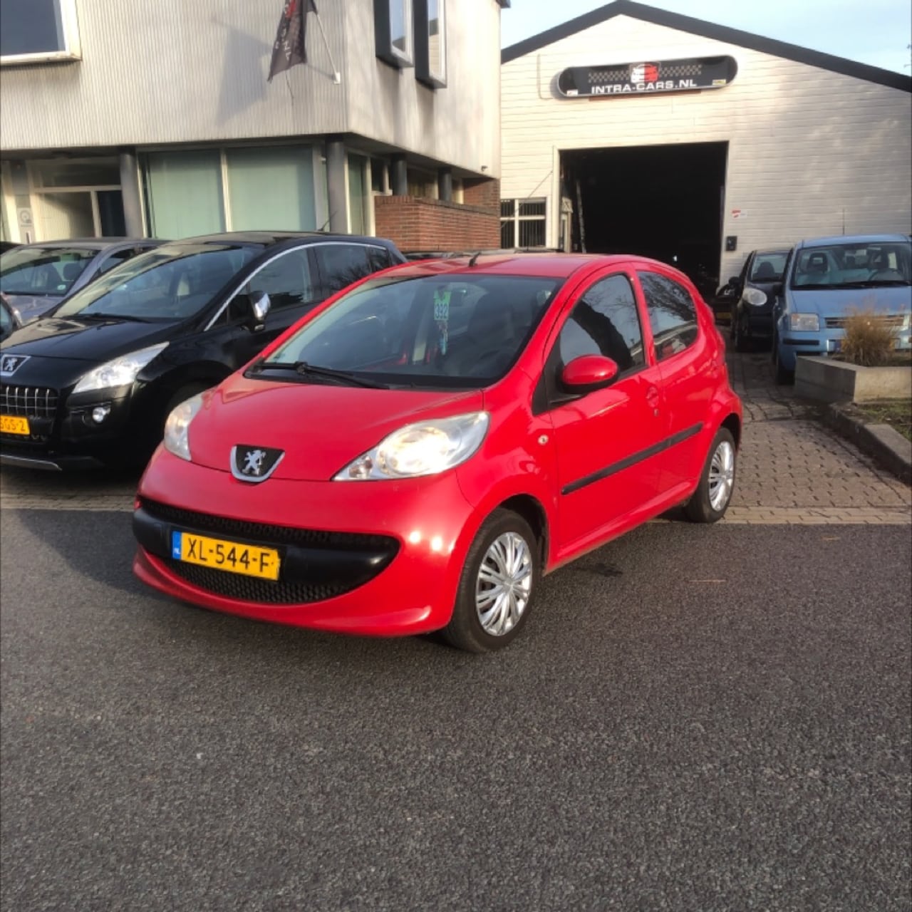 Peugeot 107 - 1.0-12V XR 5 Deurs,Airco,Electr pakket enz. Nieuwe Apk 27-10-2026 - AutoWereld.nl